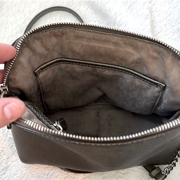 Beautiful MICHAEL Michael Kors Metallic Pewter/Silver Cross-Body Purse/Bag - Picture 8 of 9